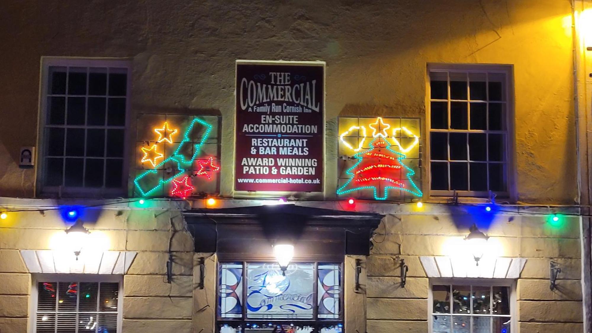 The Commercial St Just Exterior foto